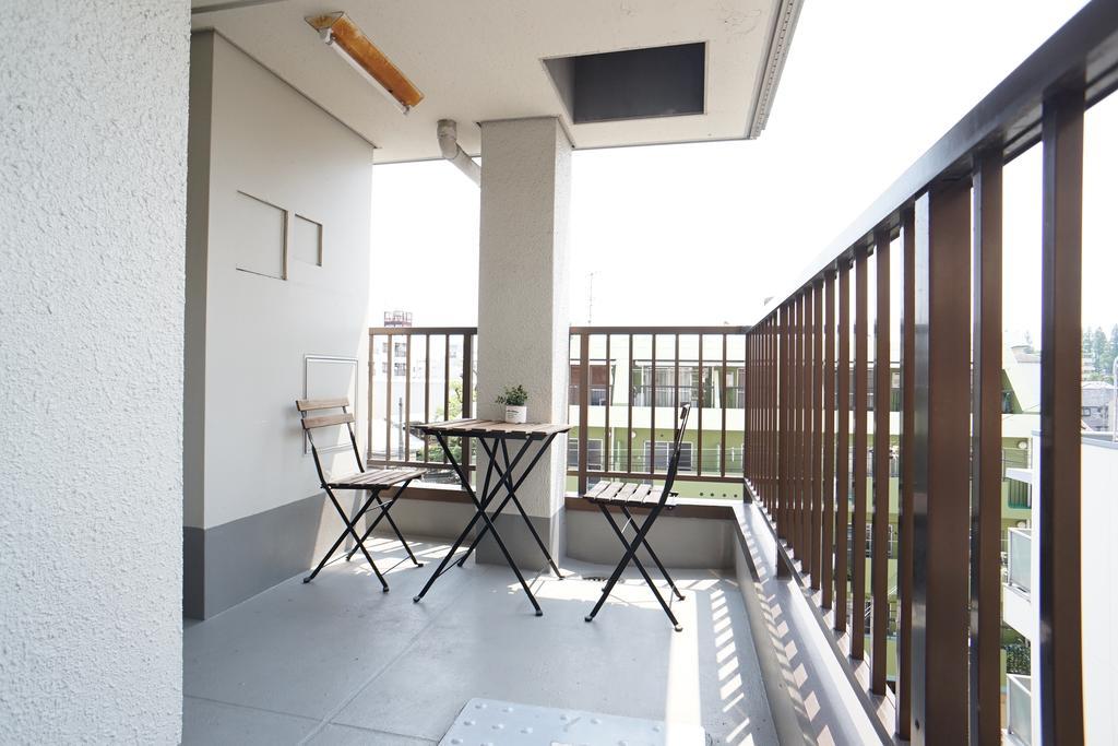 Apartment Village *