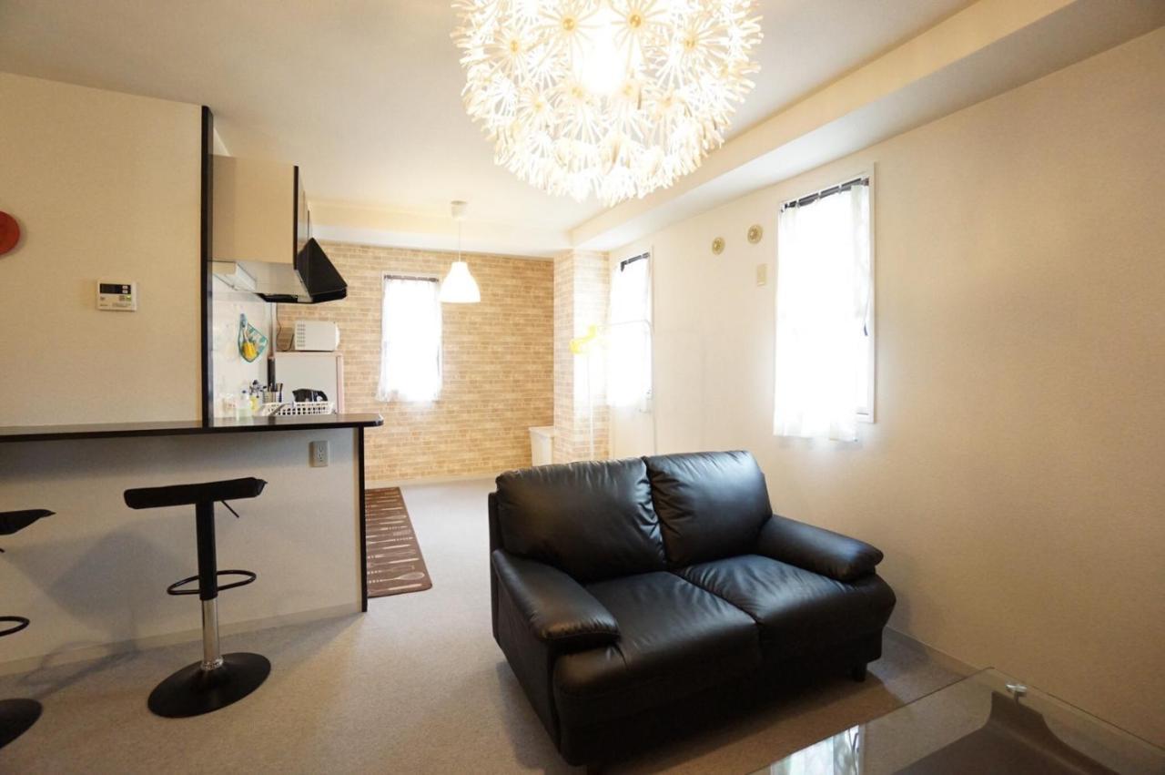 Village Apartment *